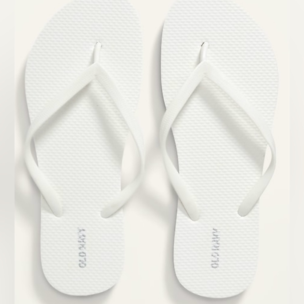NWT - Old Navy Classic Flip-Flops Size 10.